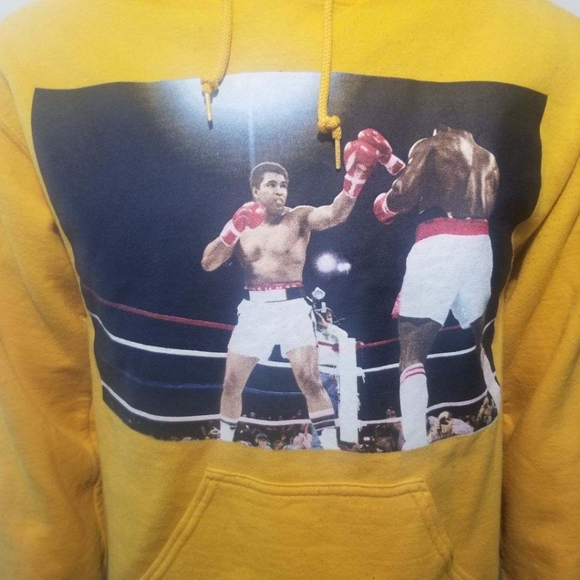 Muhammad Ali Yelli Hoodie Small - Picture 3 of 5